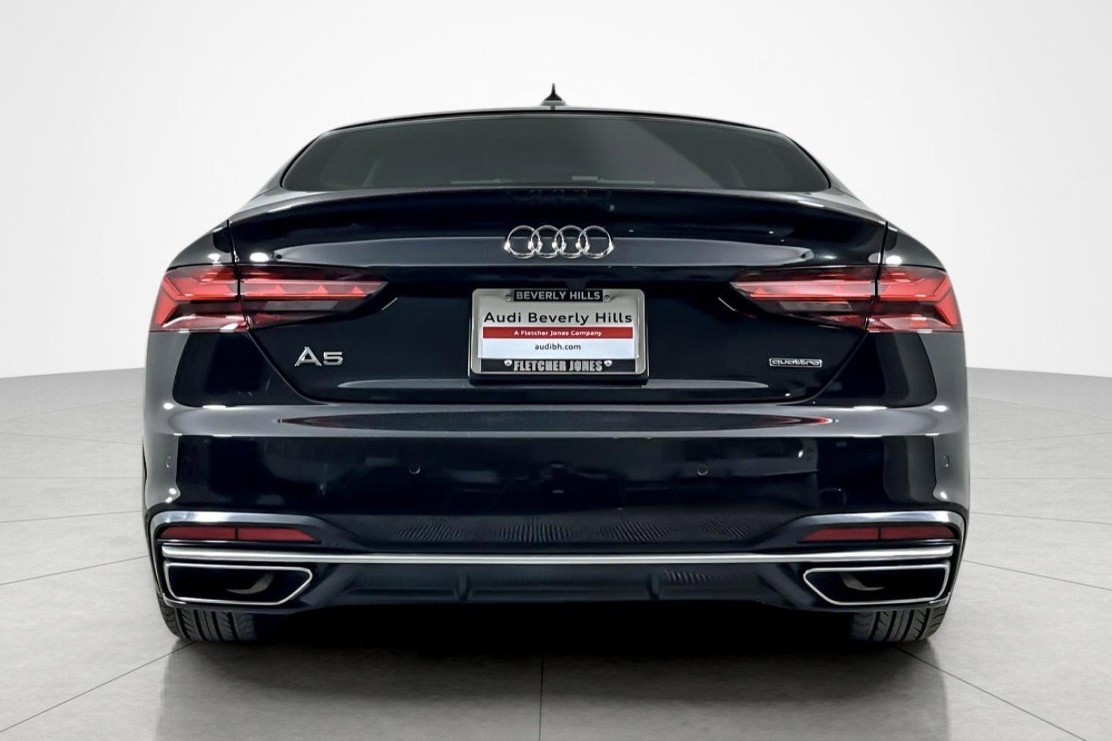 Used 2022 Audi A5 2.0T Premium image 4