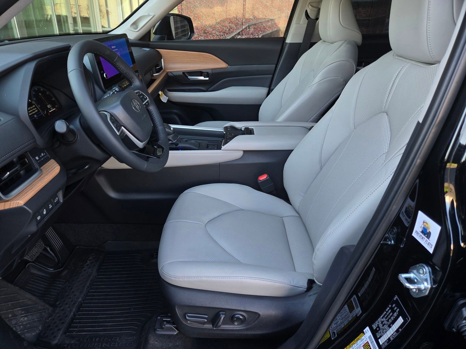 Certified 2026 Toyota Grand Highlander Limited image 16