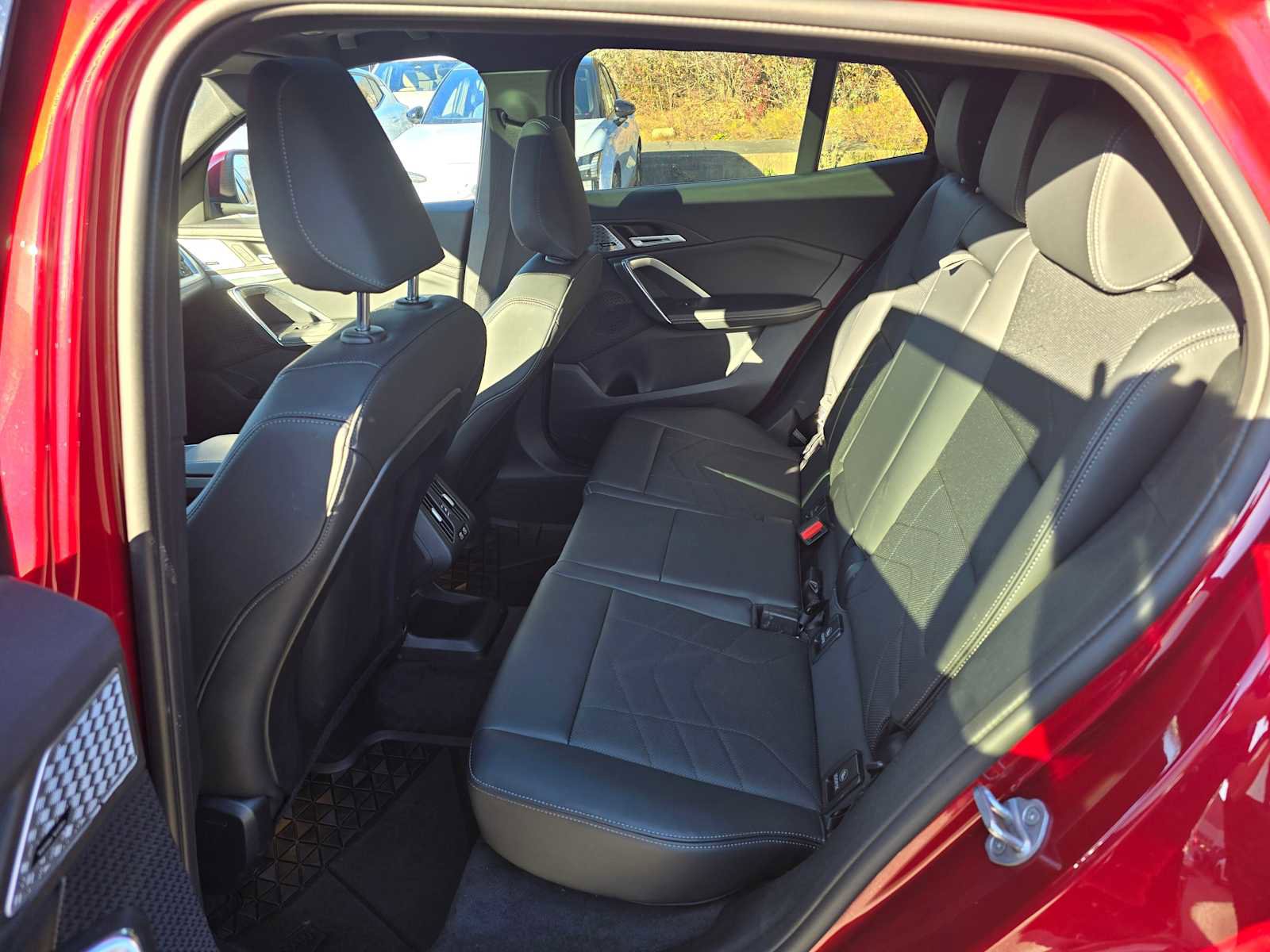 Used 2025 BMW X2 xDrive28i w/ Convenience Package image 16