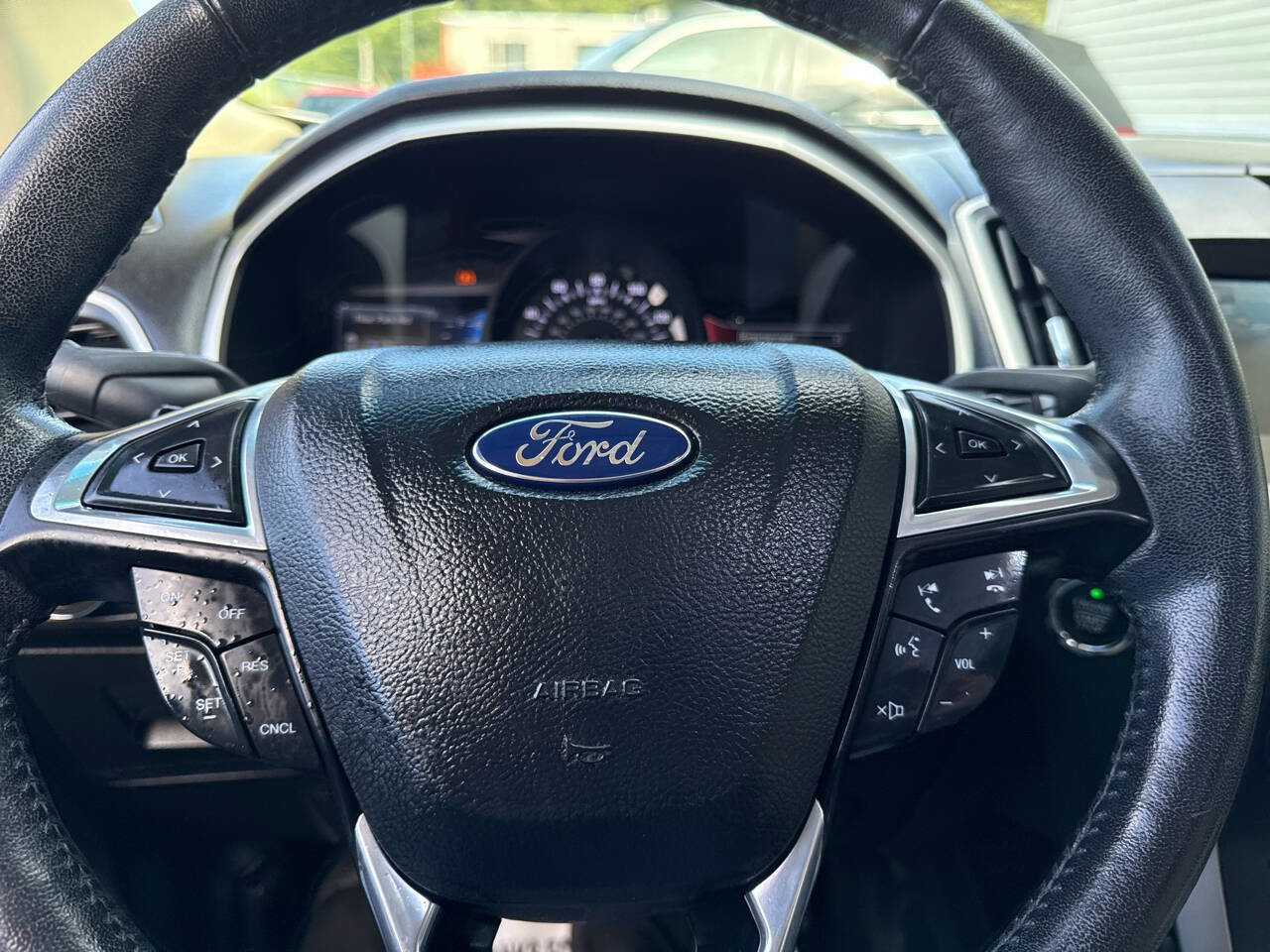 Used 2015 Ford Edge SEL w/ Equipment Group 201A image 20