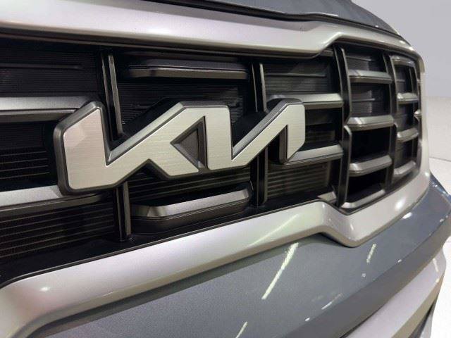 Used 2024 Kia Telluride S FWD image 43