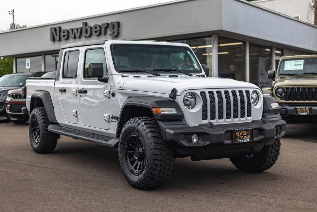 Used 2020 Jeep Gladiator Sport w/ Quick Order Package 24S AWD/4WD image 6