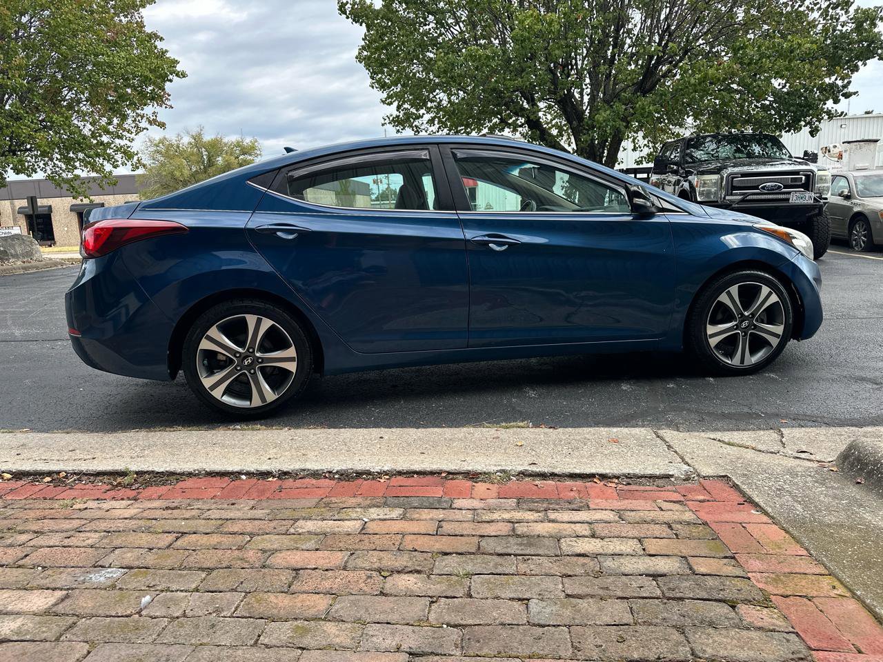 Used 2015 Hyundai Elantra Sport image 6