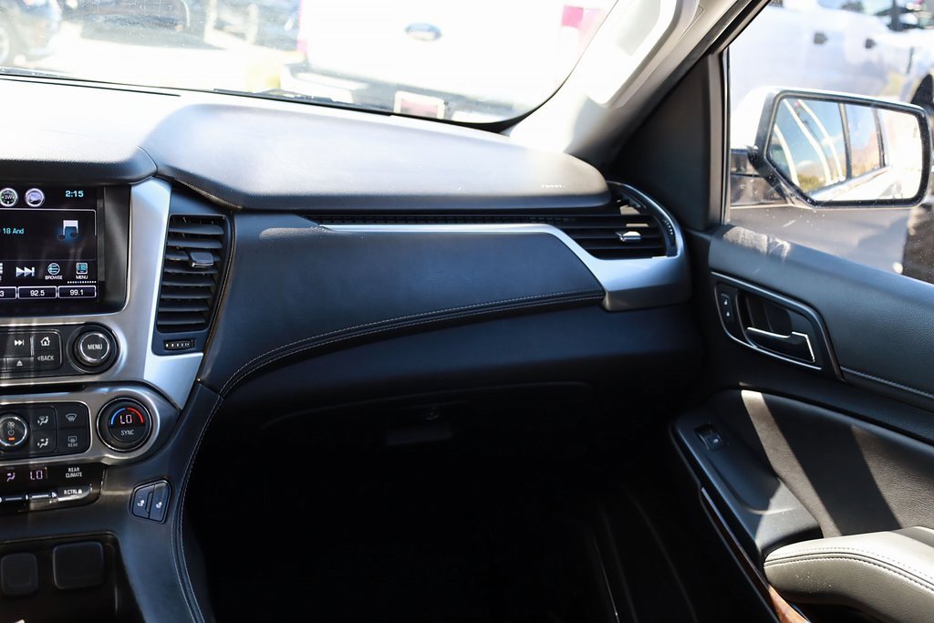 Used 2019 Chevrolet Suburban LT image 22