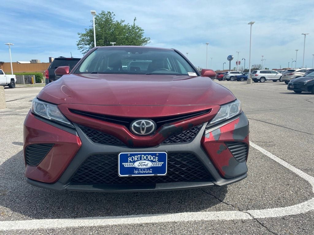 Used 2018 Toyota Camry SE FWD image 6