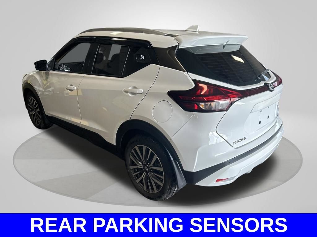 Used 2022 Nissan Kicks SV image 8