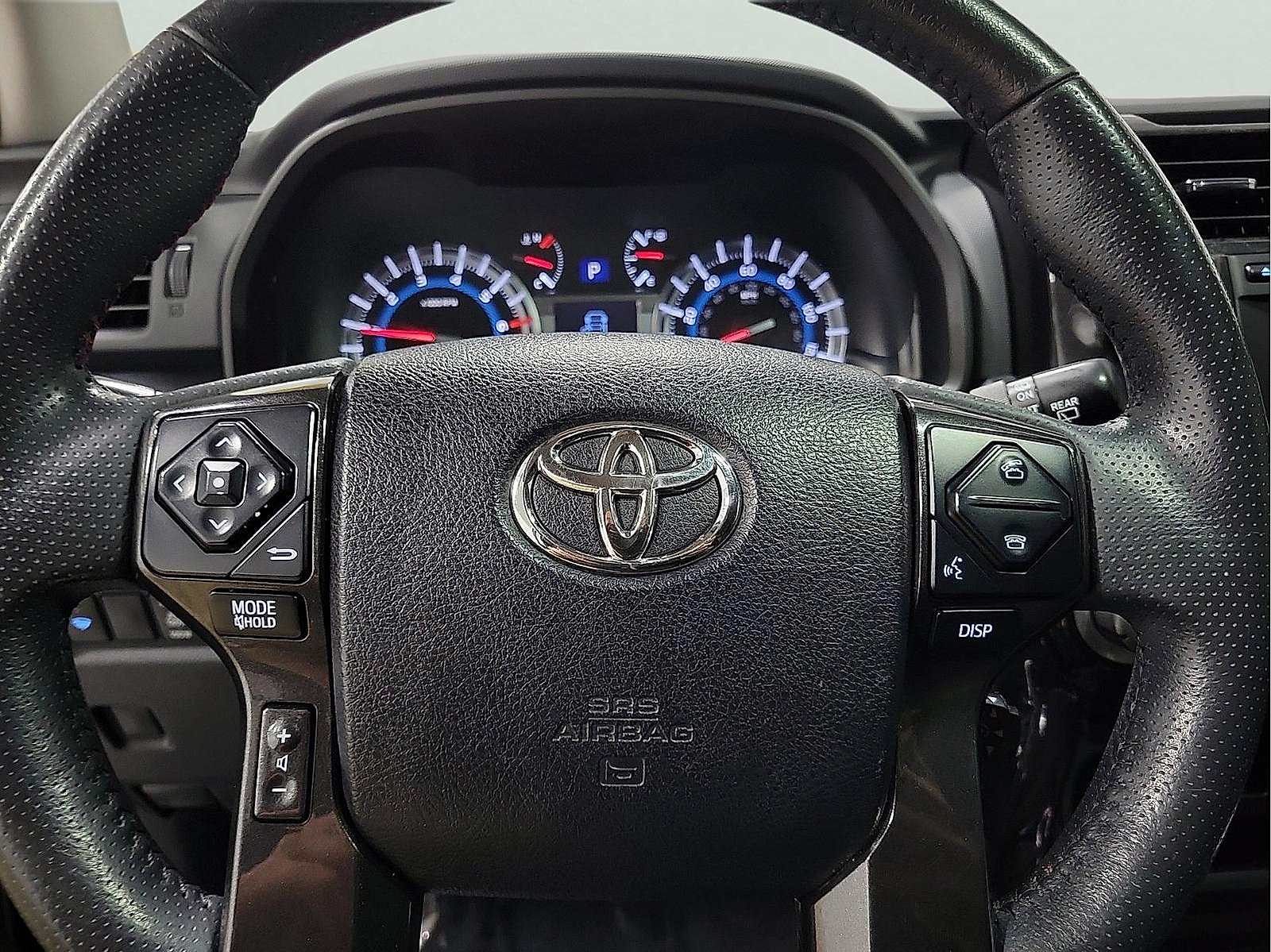 Used 2017 Toyota 4Runner TRD Off-Road AWD/4WD image 17