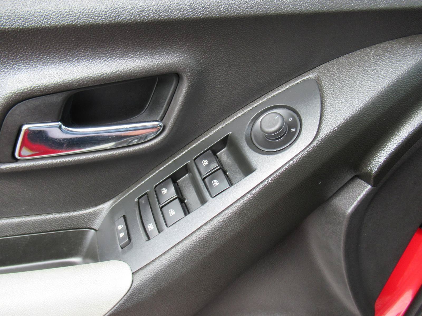 Certified 2018 Chevrolet Trax Premier FWD image 24