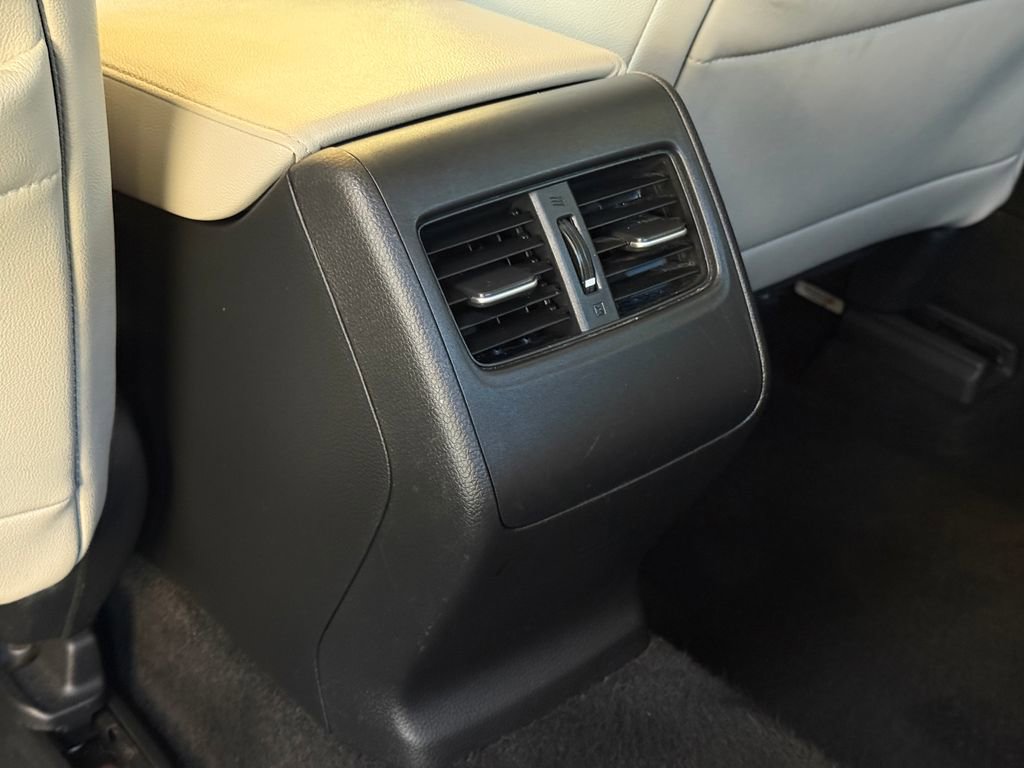 Used 2020 Honda Accord EX-L image 16