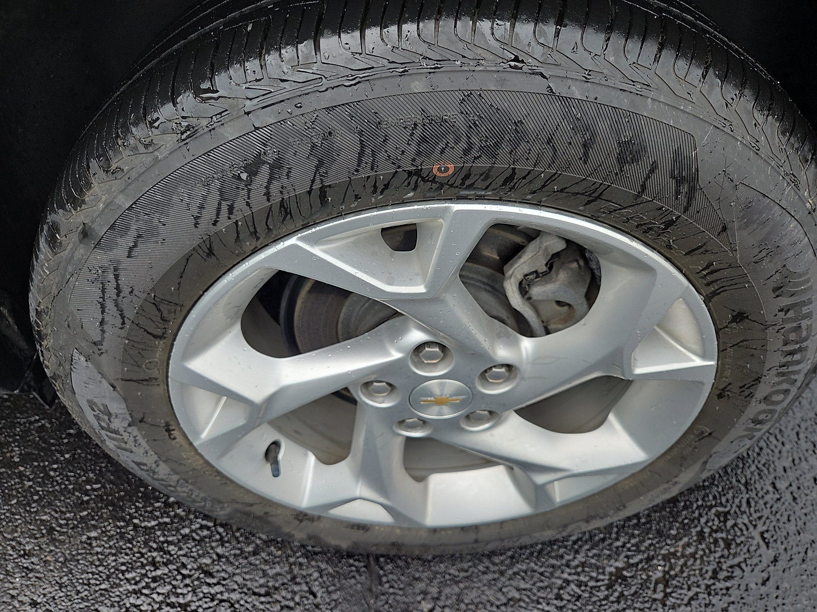 Used 2024 Chevrolet Trax LS w/ LS Convenience Package FWD image 11