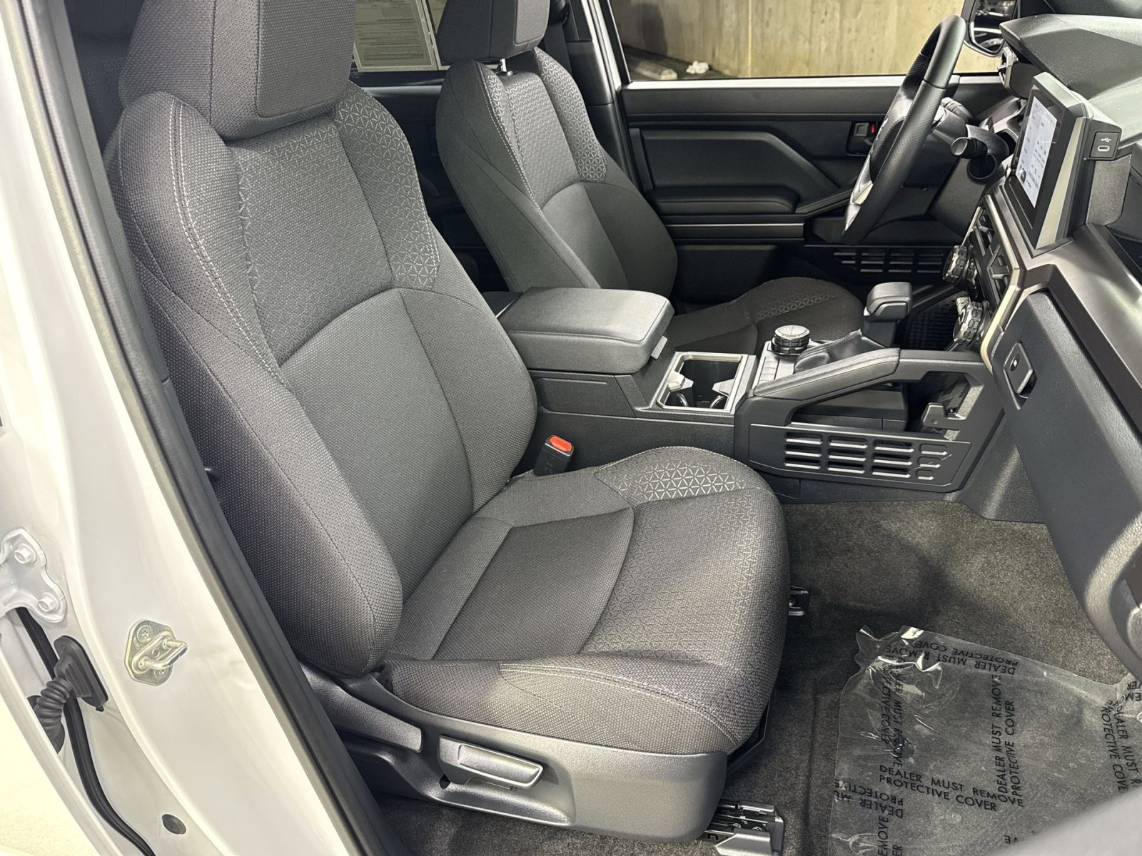 Used 2025 Toyota 4Runner SR5 image 32