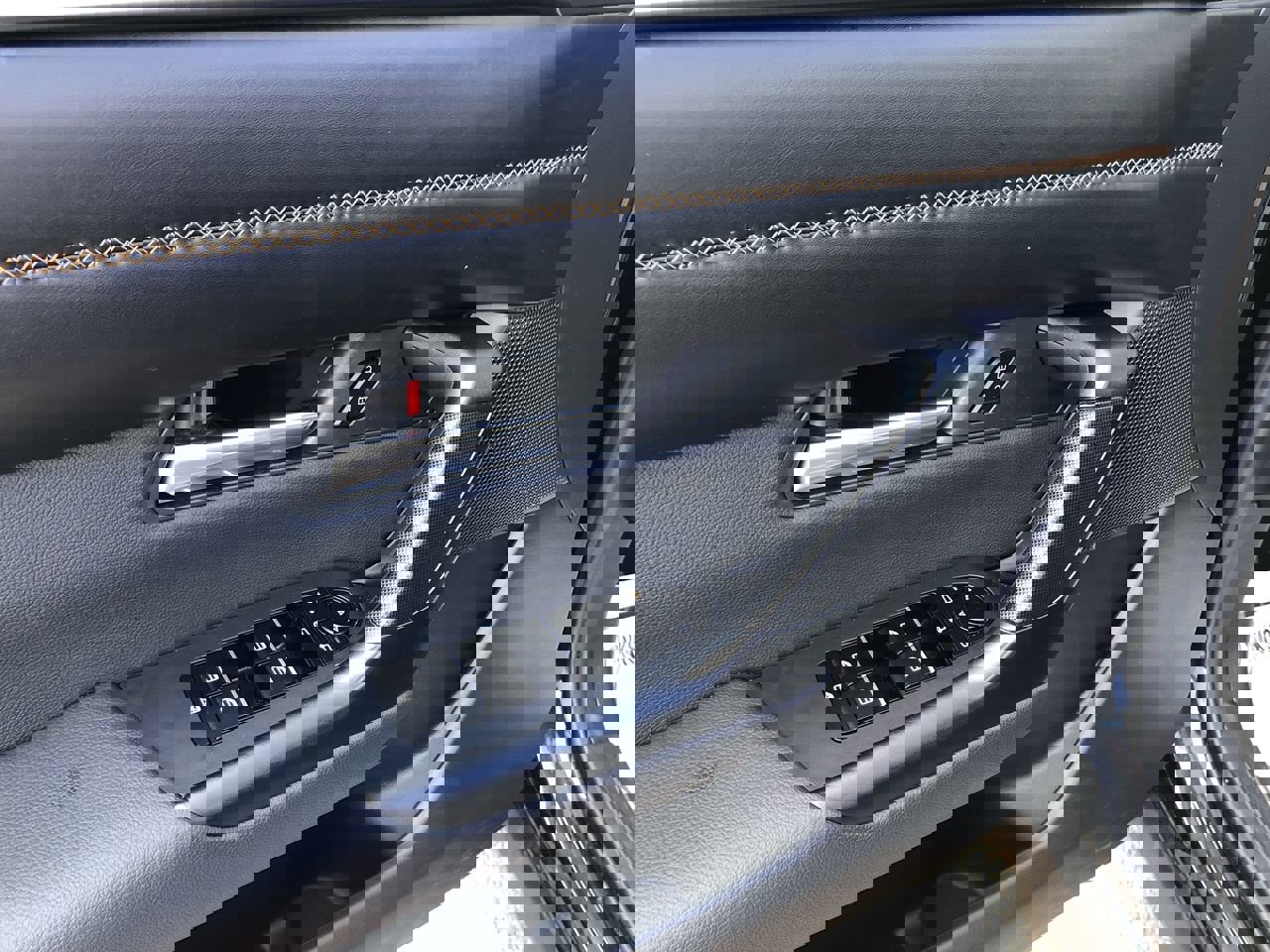 Used 2025 MAZDA CX-50 AWD 2.5 S w/ Premium Plus Pkg image 13