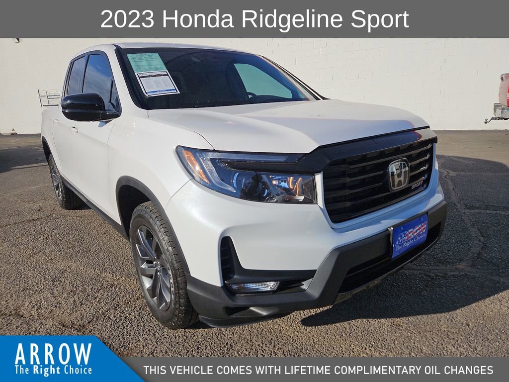 Used 2023 Honda Ridgeline Sport image 2
