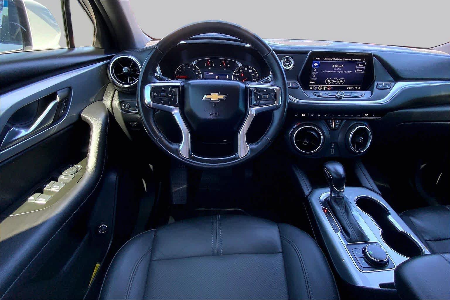 Used 2022 Chevrolet Blazer LT w/ LPO, Black Accent Package FWD image 6
