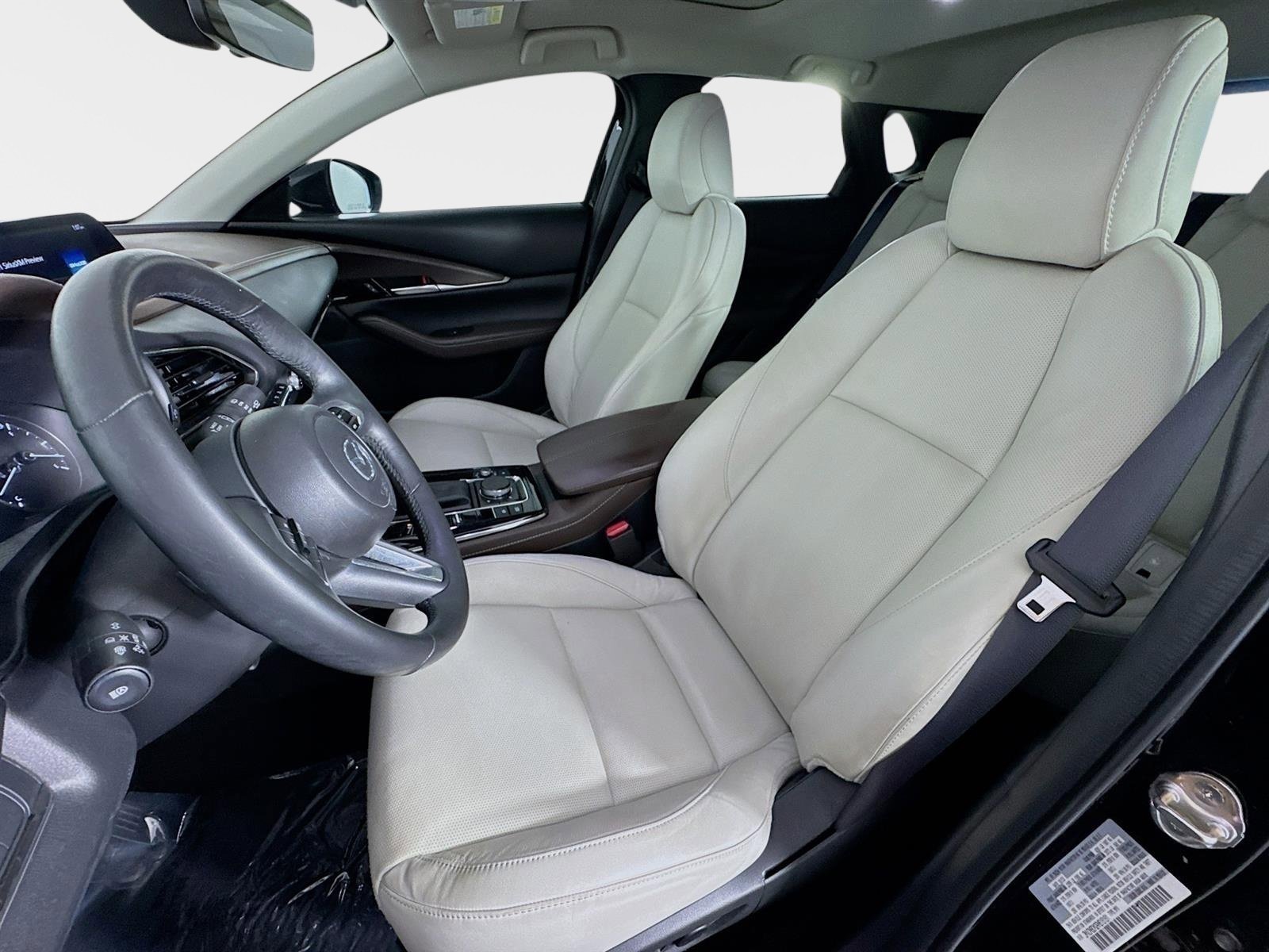 Used 2024 MAZDA CX-30 AWD 2.5 S w/ Premium Package image 12