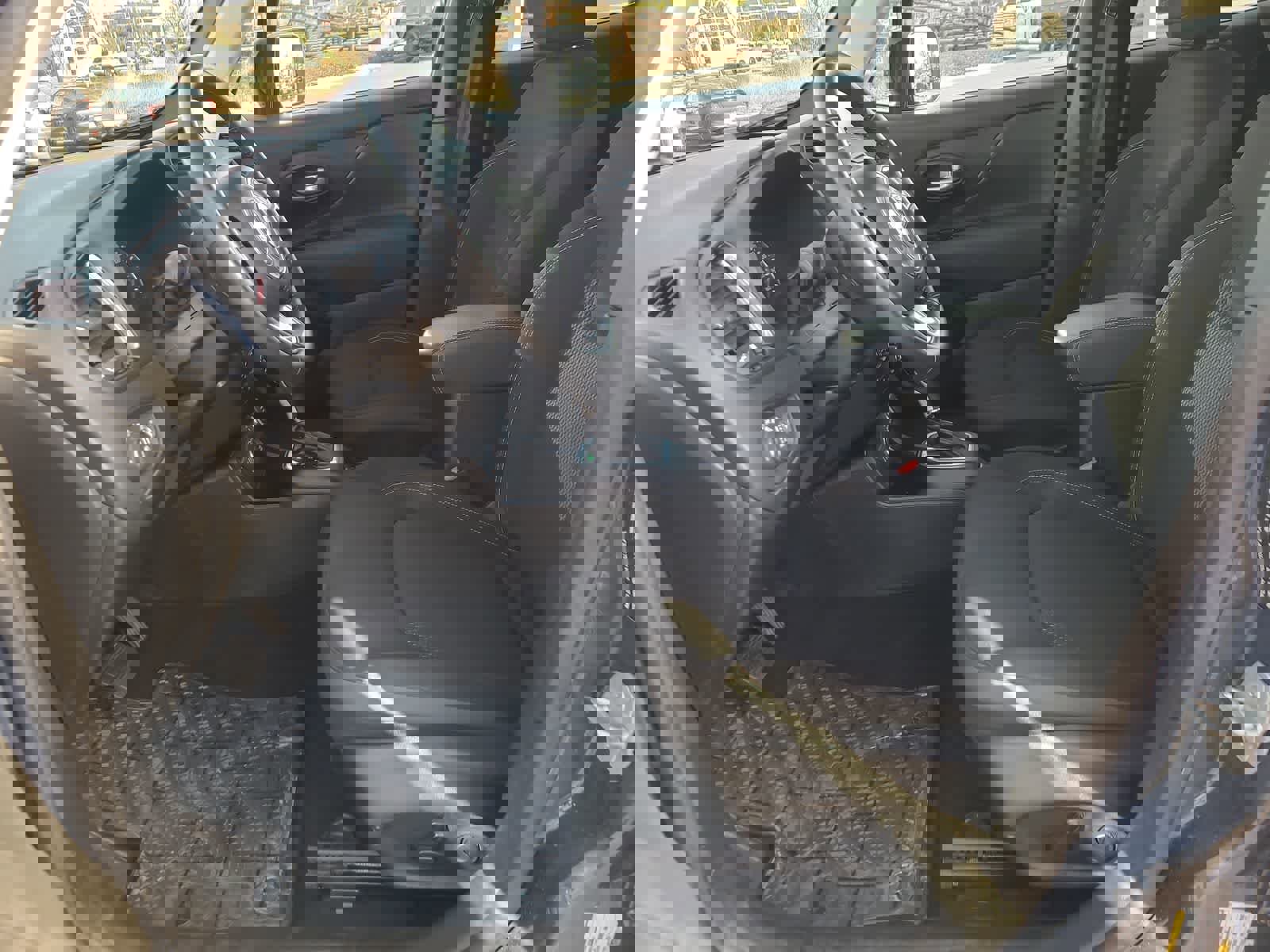 Used 2023 Jeep Renegade Altitude w/ Convenience Group I image 19