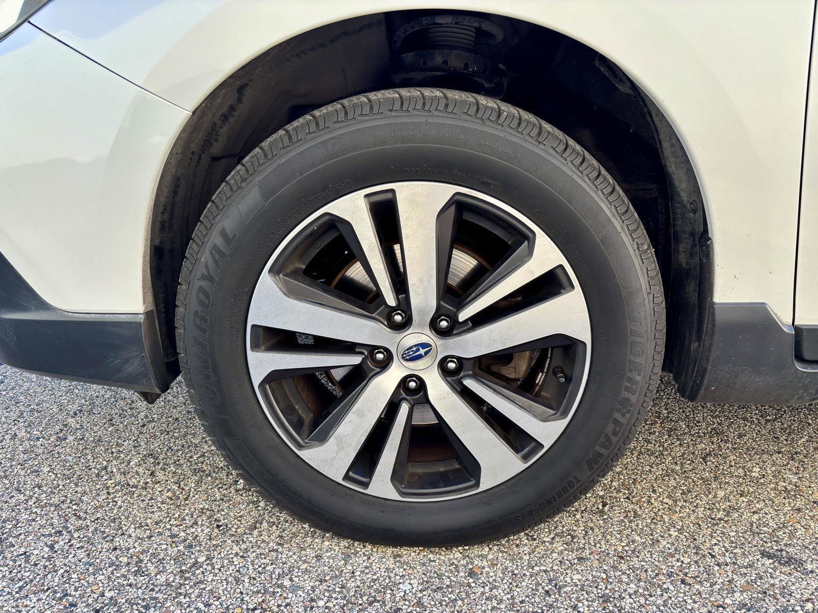 Used 2018 Subaru Outback 2.5i Limited image 14