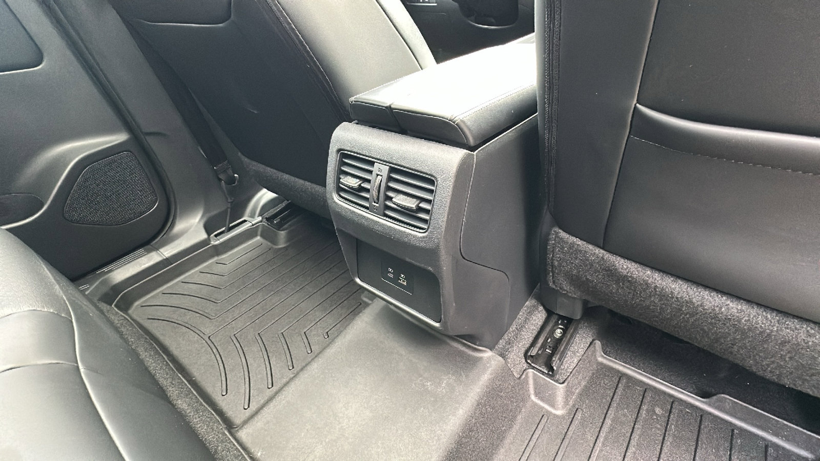 Certified 2023 Nissan Rogue SV w/ SV Premium B Package image 25