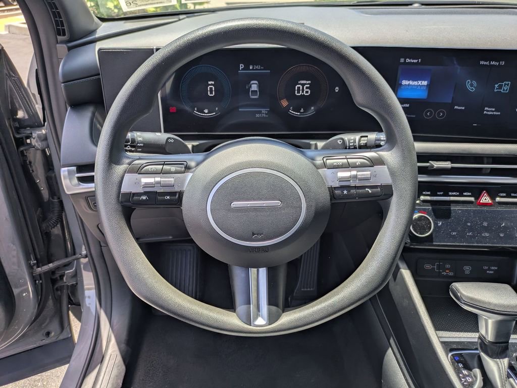 Used 2025 Hyundai Santa Cruz SEL AWD/4WD image 18