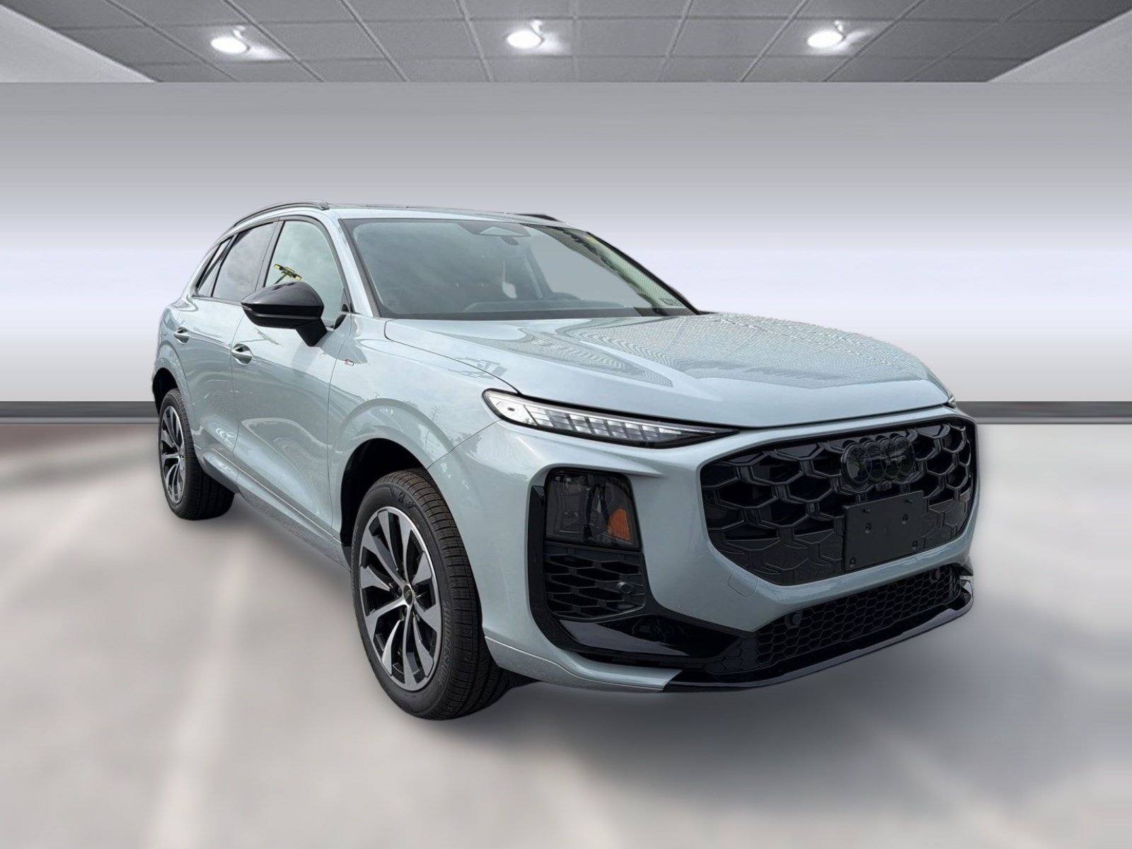 New 2026 Audi Q3 quattro 2.0T w/ 19" Wheel Package AWD/4WD image 7