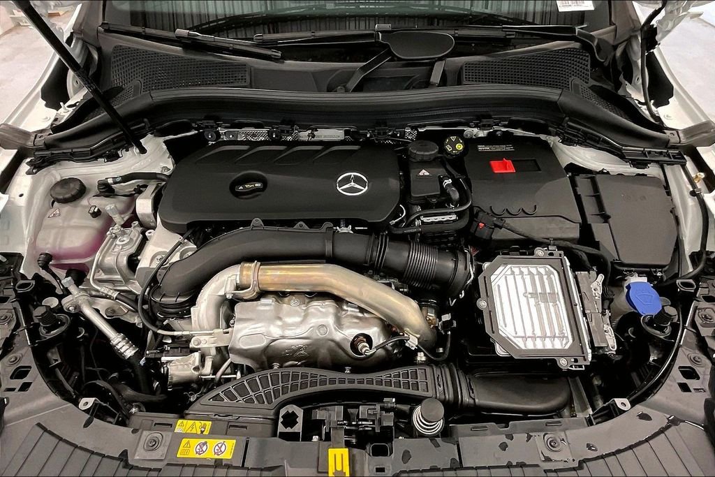 New 2026 Mercedes-Benz GLA 250 image 16