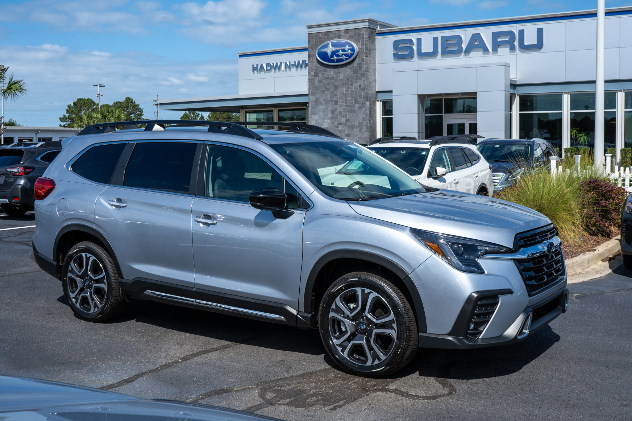 New 2025 Subaru Ascent Touring