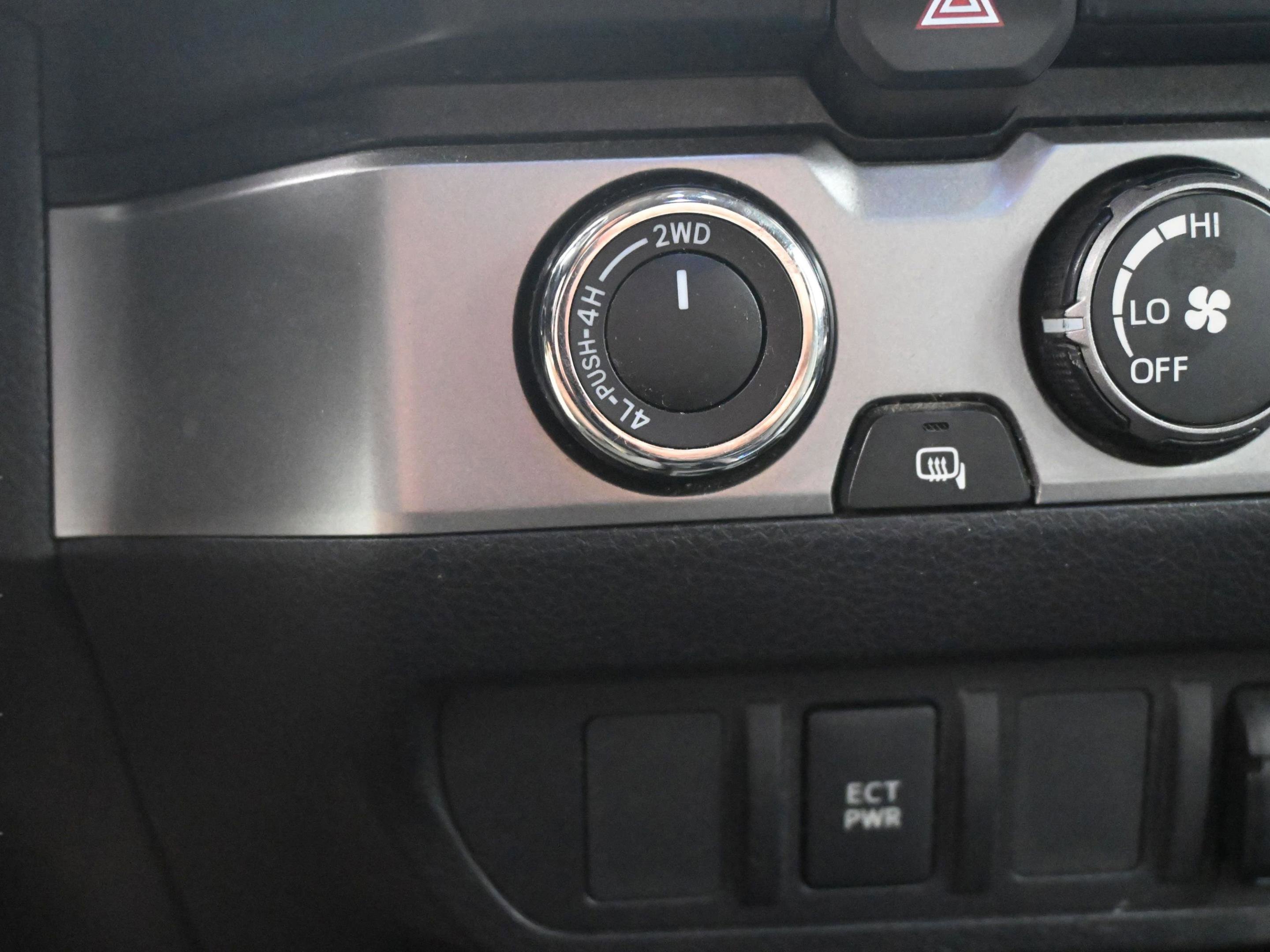 Used 2019 Toyota Tacoma SR5 image 31