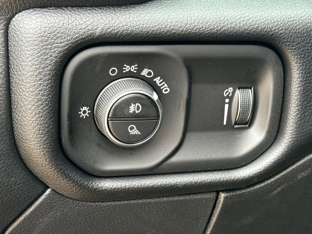 New 2026 RAM 2500 Big Horn AWD/4WD image 22
