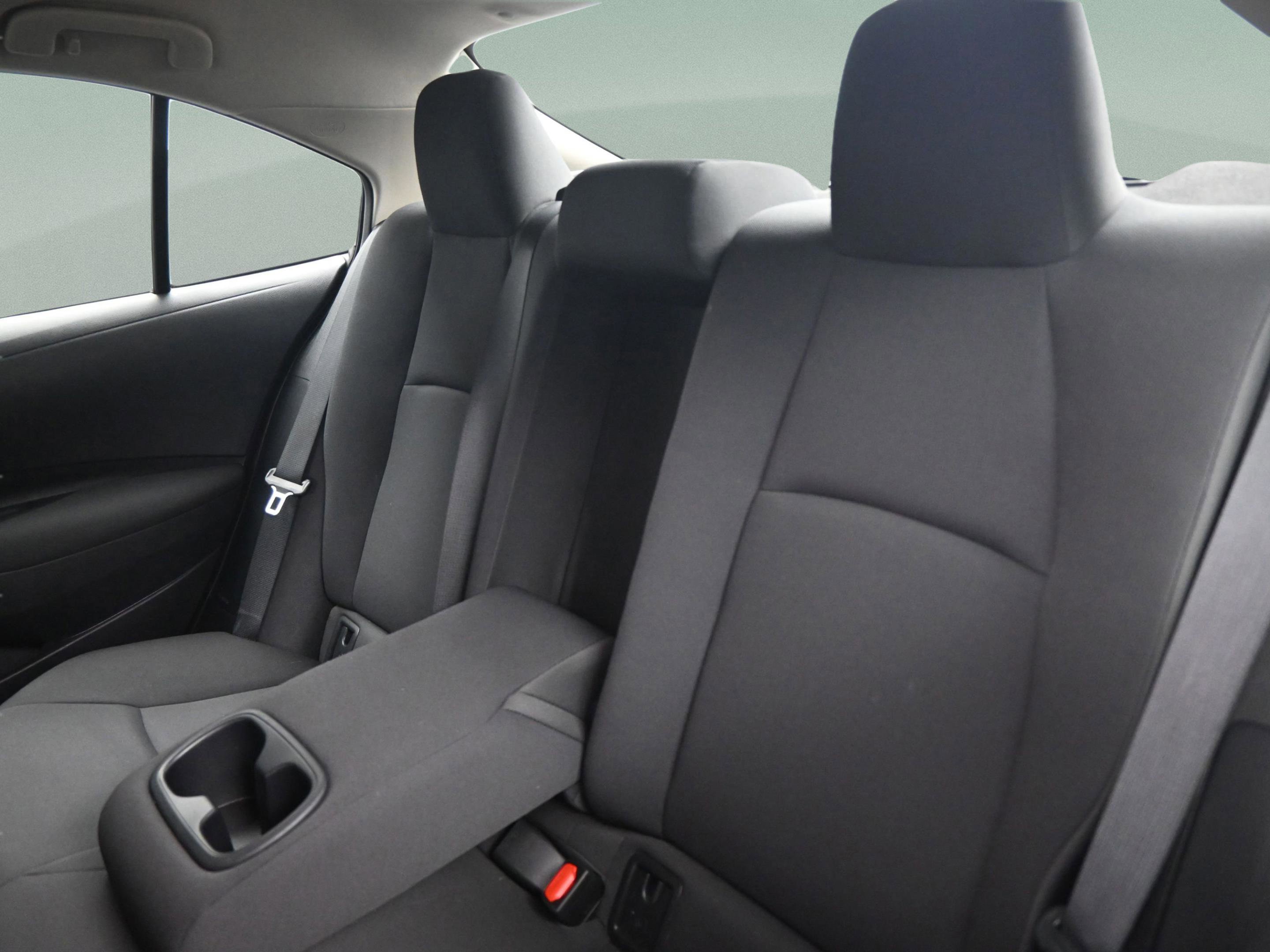 Certified 2024 Toyota Corolla LE image 34