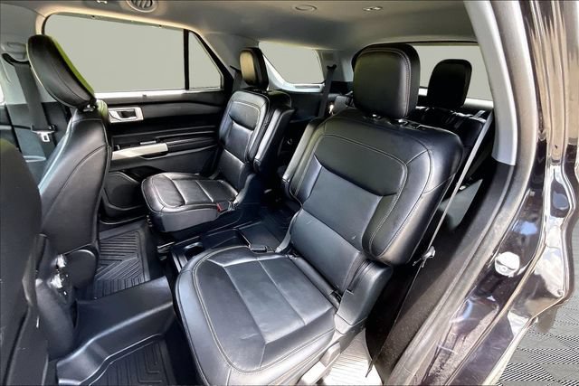 Used 2021 Ford Explorer Limited AWD/4WD image 16