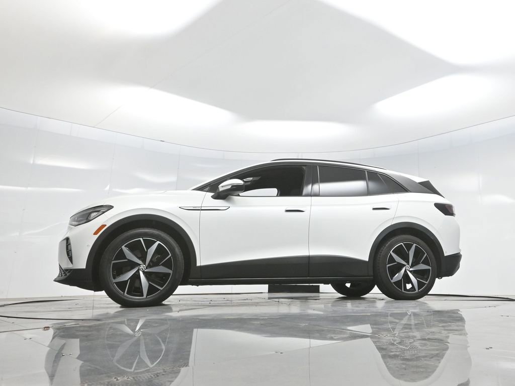 Used 2023 Volkswagen ID.4 Pro S image 7