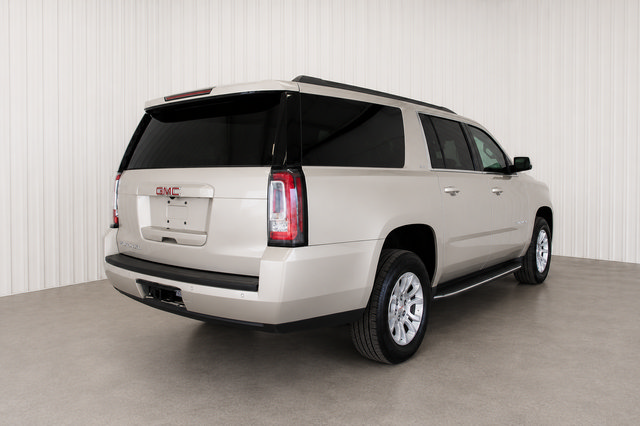 Used 2017 GMC Yukon XL SLT AWD/4WD image 6