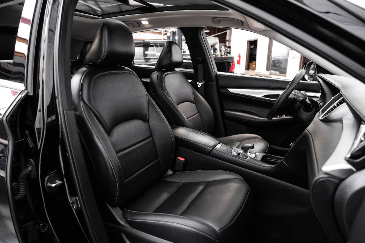 Used 2019 INFINITI QX50 Luxe w/ Navigation Package FWD image 29