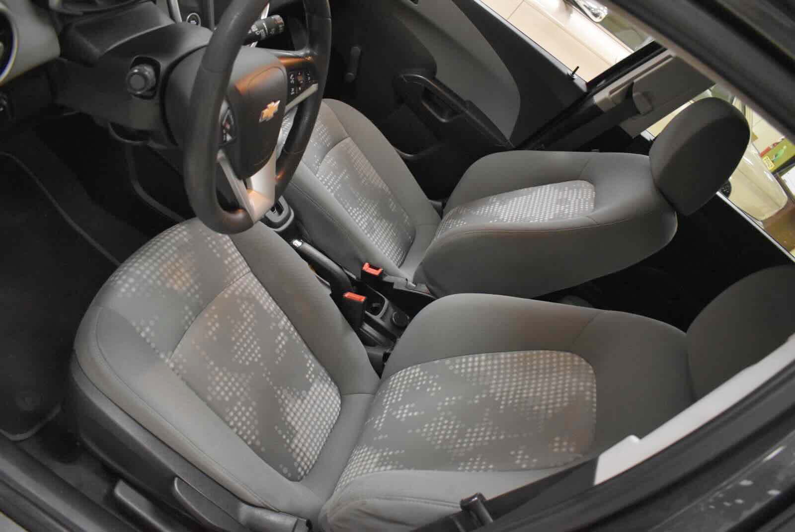 Used 2019 Chevrolet Sonic LT FWD image 12