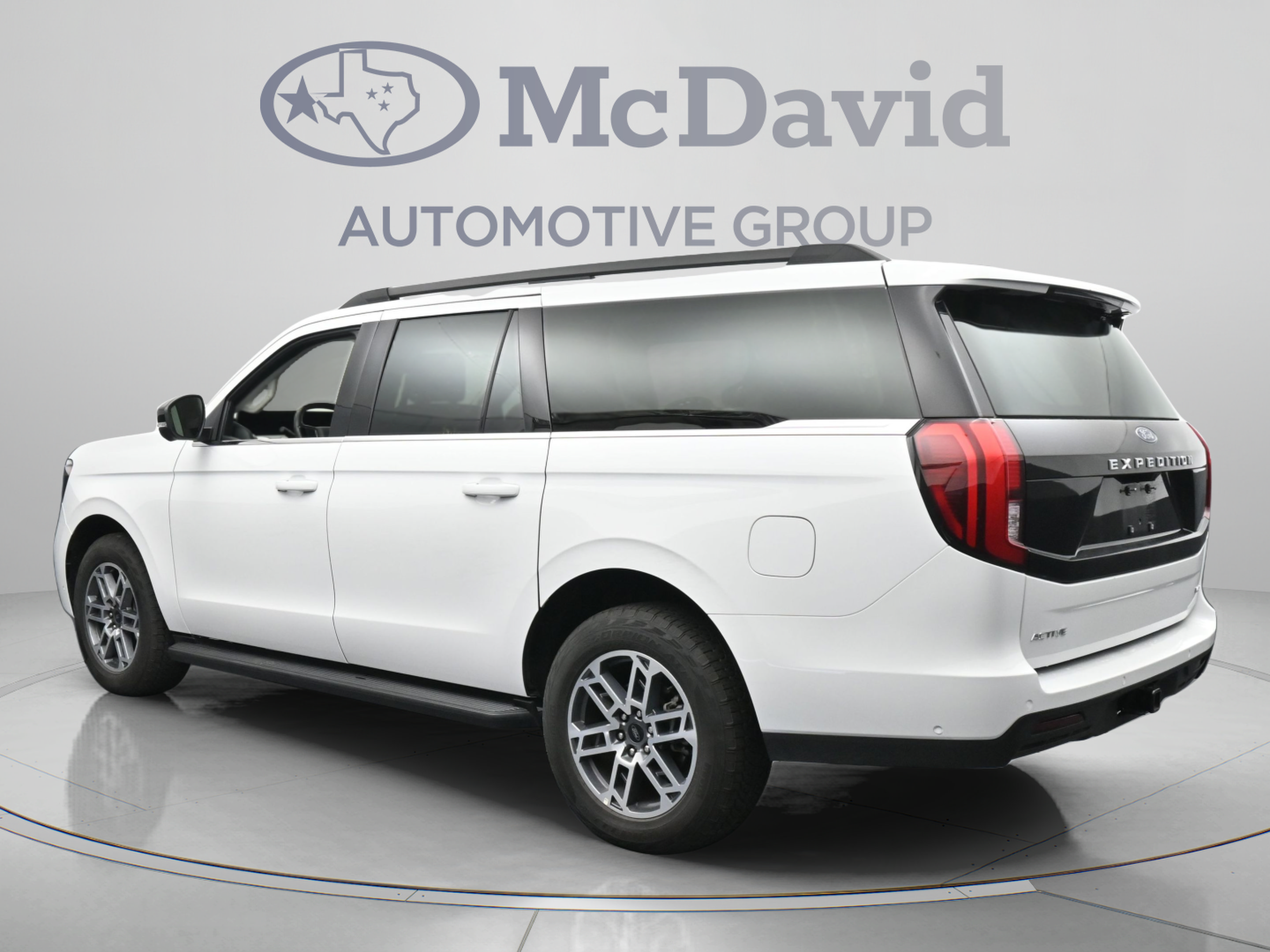 Used 2025 Ford Expedition Max Active AWD/4WD image 6