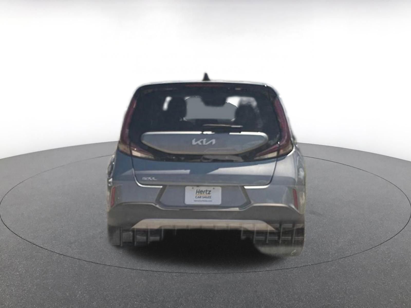 Used 2025 Chrysler Pacifica Limited FWD image 15