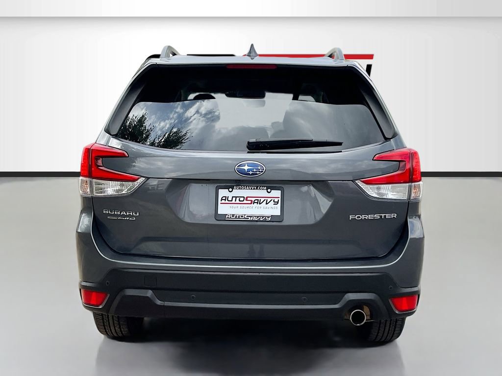 Used 2023 Subaru Forester Limited image 6