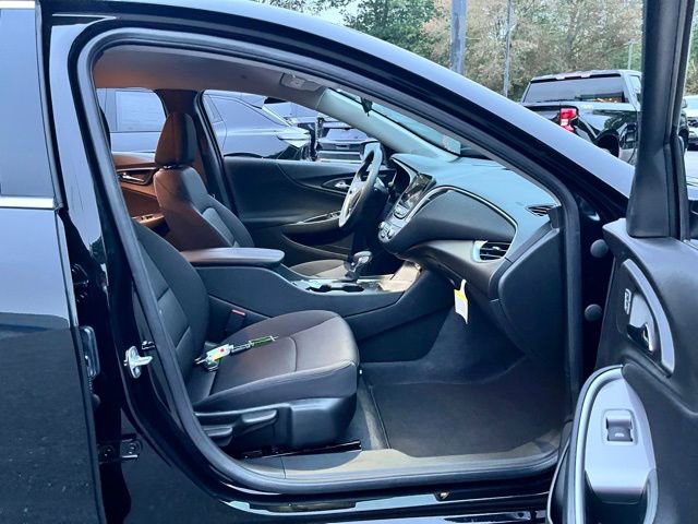 Used 2024 Chevrolet Malibu LT image 19