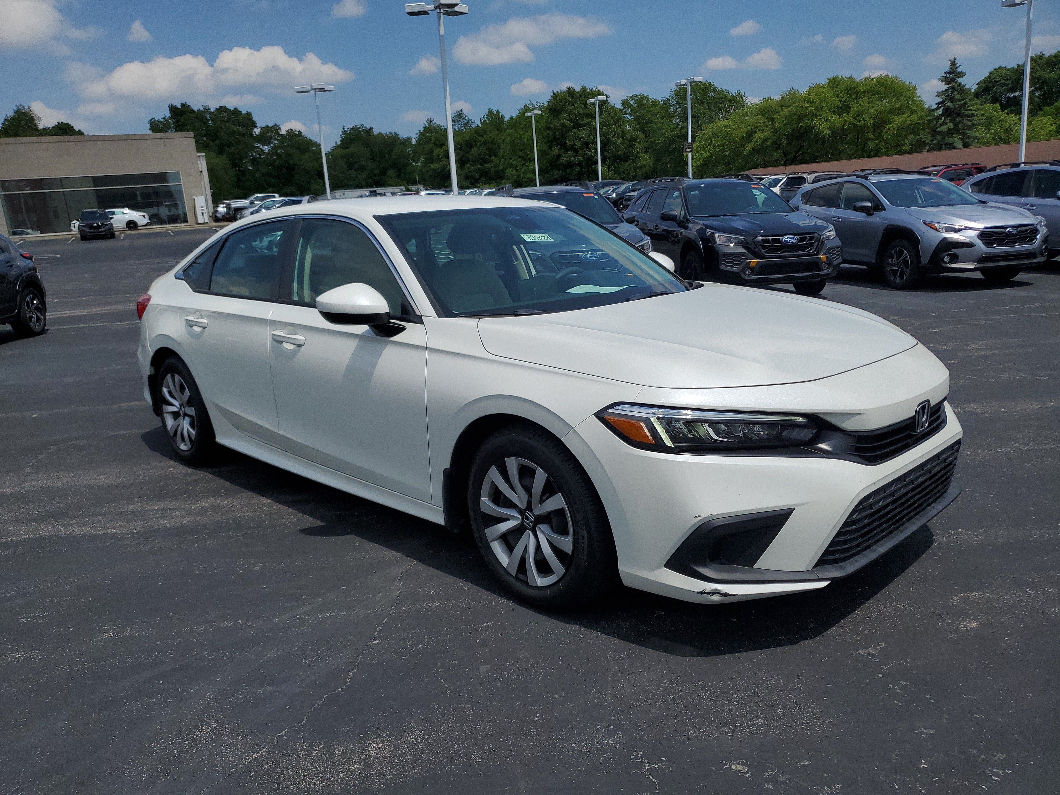 Used 2023 Honda Civic LX image 4