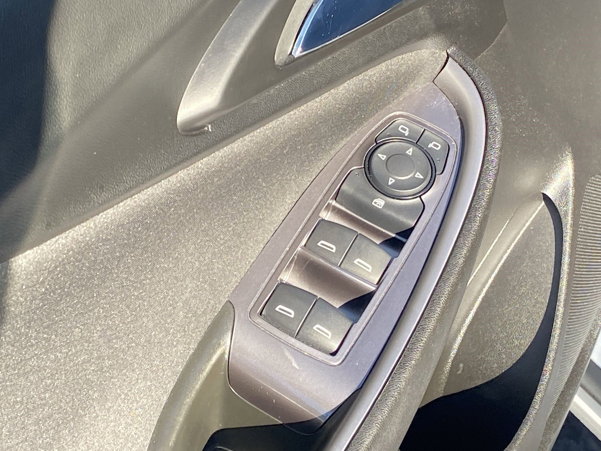 Used 2022 Chevrolet Malibu RS image 25