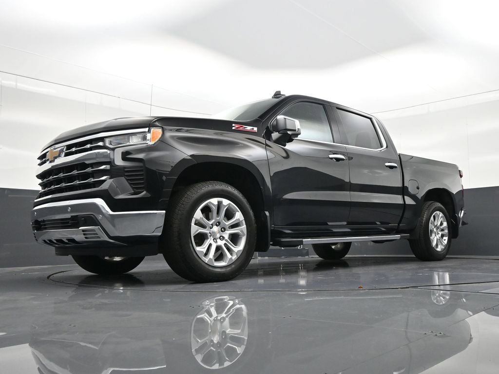 Used 2023 Chevrolet Silverado 1500 LTZ w/ Z71 Off-Road Package image 23