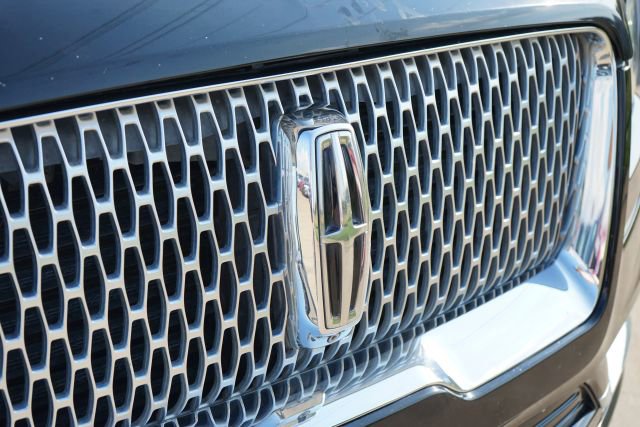 Used 2018 Lincoln Navigator Reserve w/ Technology Package image 6