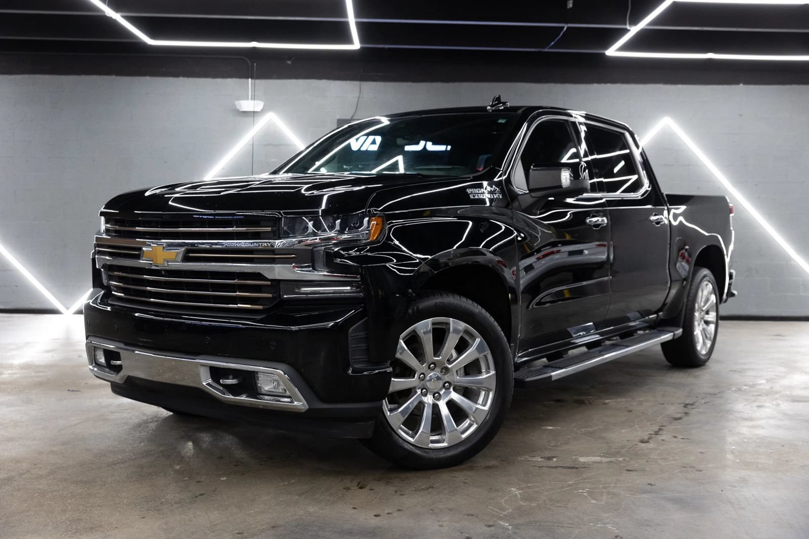 Used 2021 Chevrolet Silverado 1500 High Country w/ Technology Package