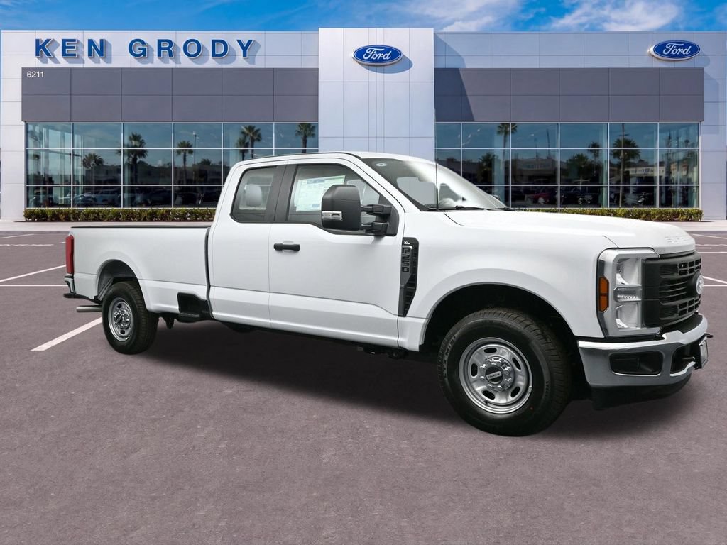 New 2026 Ford F250 XL w/ XL Chrome Package