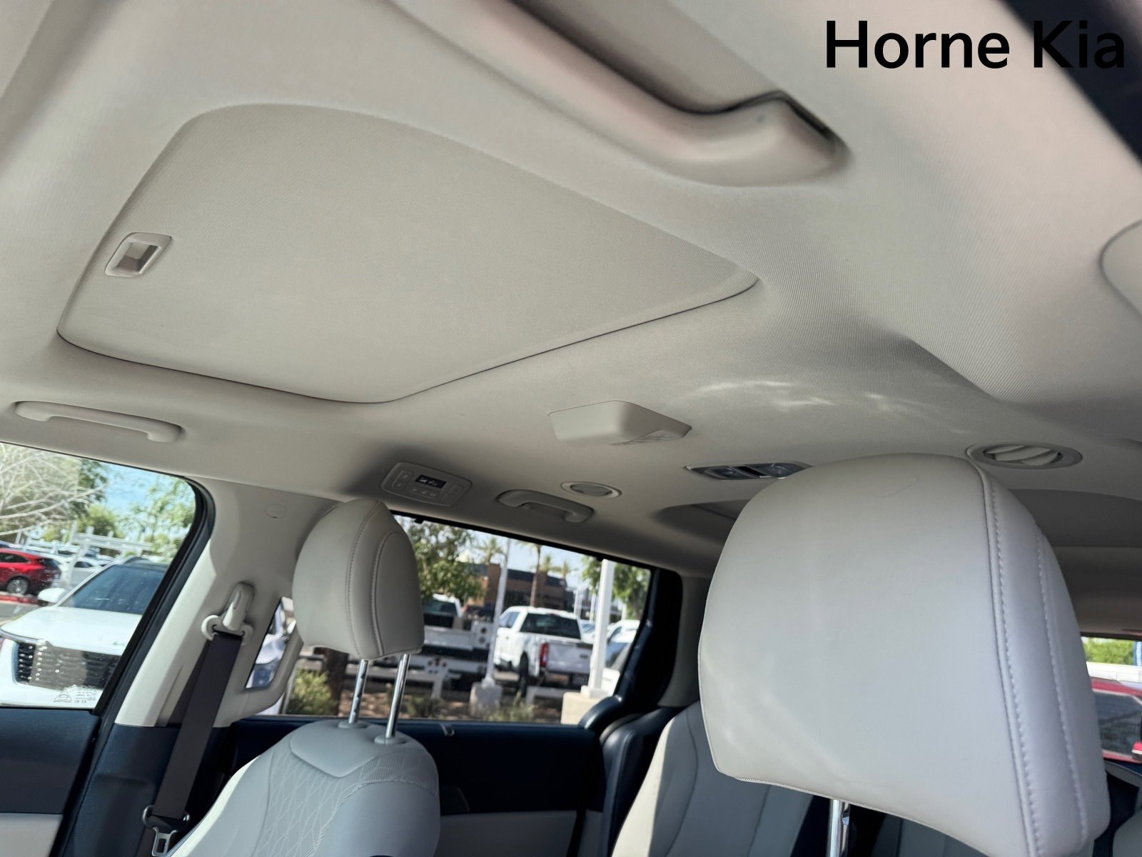 Certified 2026 Kia Carnival SX w/ SX Dark Edition Package image 25