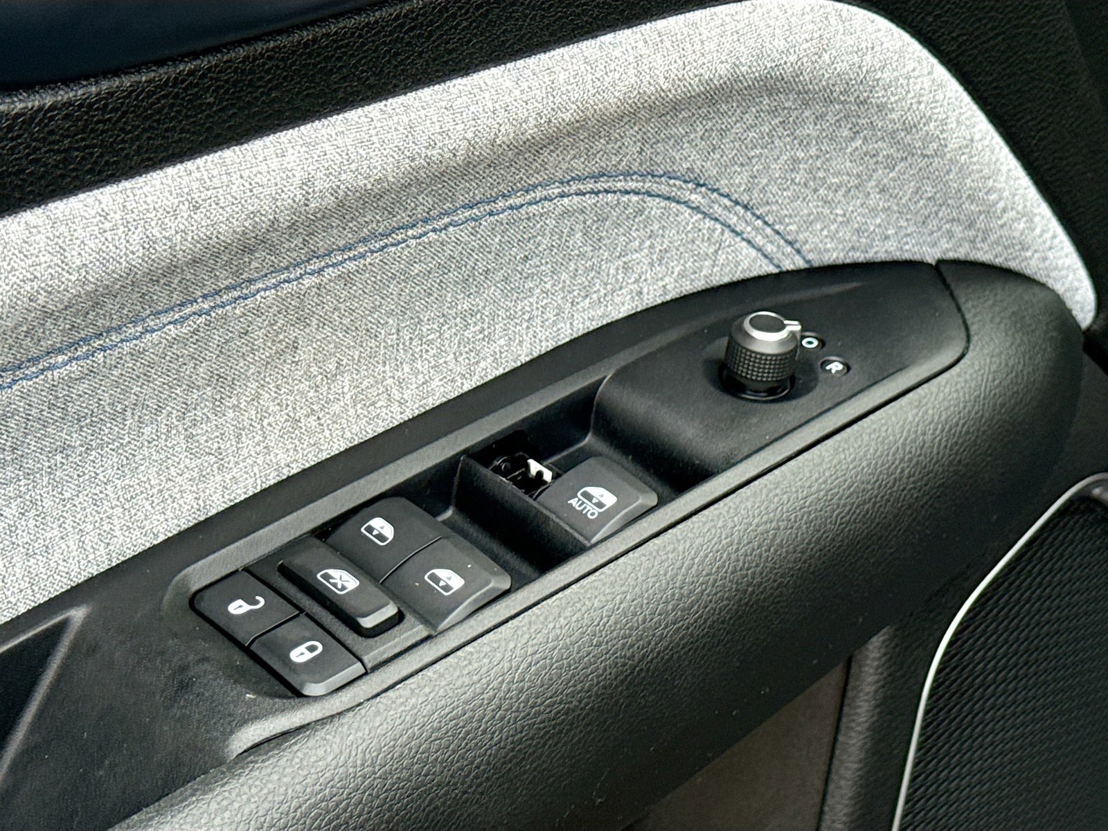 Used 2022 Jeep Compass Latitude w/ Convenience Group image 8