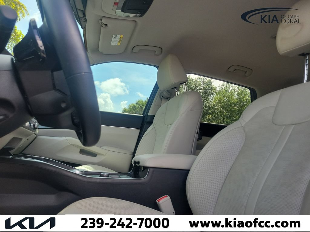 Certified 2026 Kia Sorento EX FWD image 29