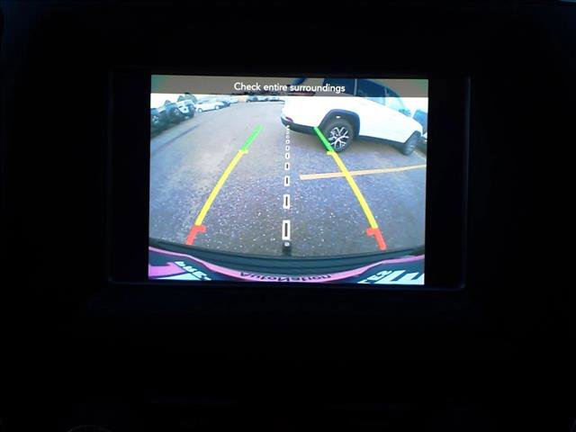 Used 2020 Jeep Grand Cherokee Laredo image 17