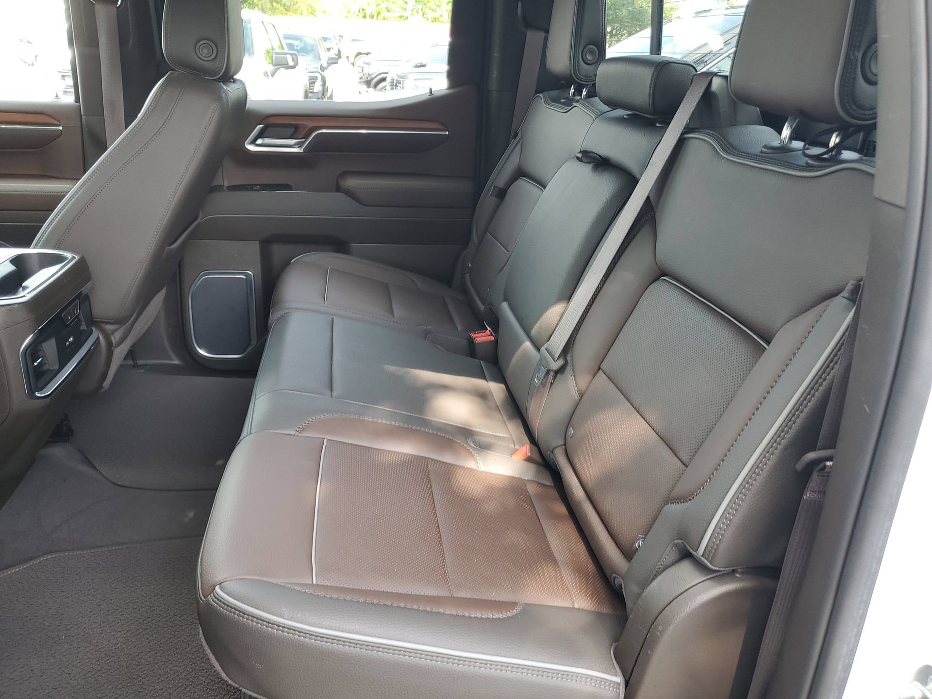 Used 2023 GMC Sierra 1500 Denali AWD/4WD image 11