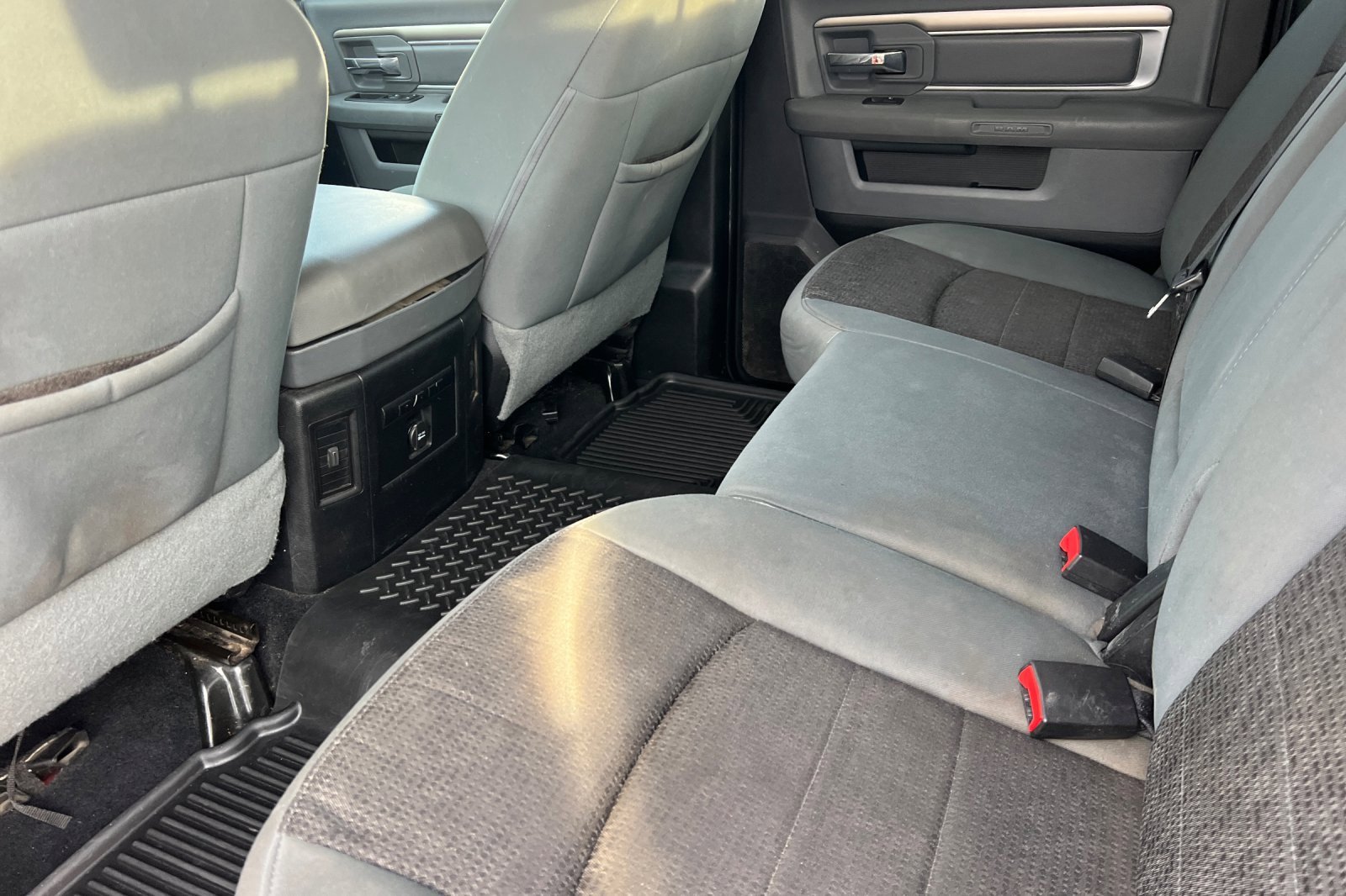 Used 2013 RAM 2500 Big Horn image 9